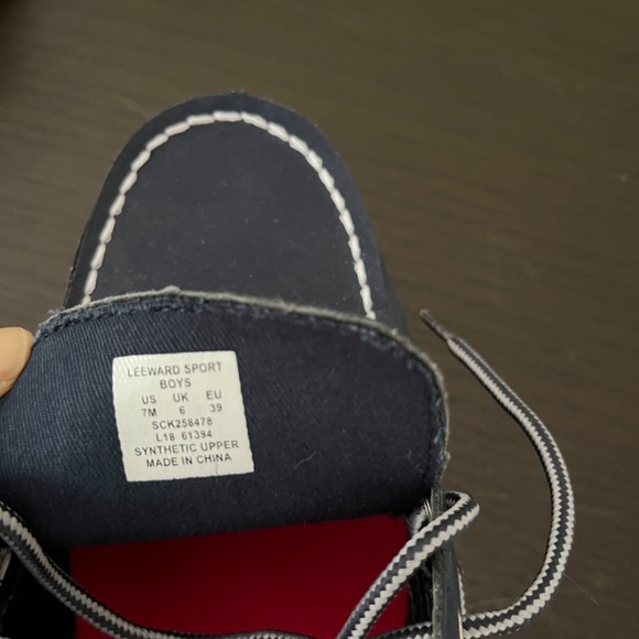 Sperry shoes - Picture 2 of 3